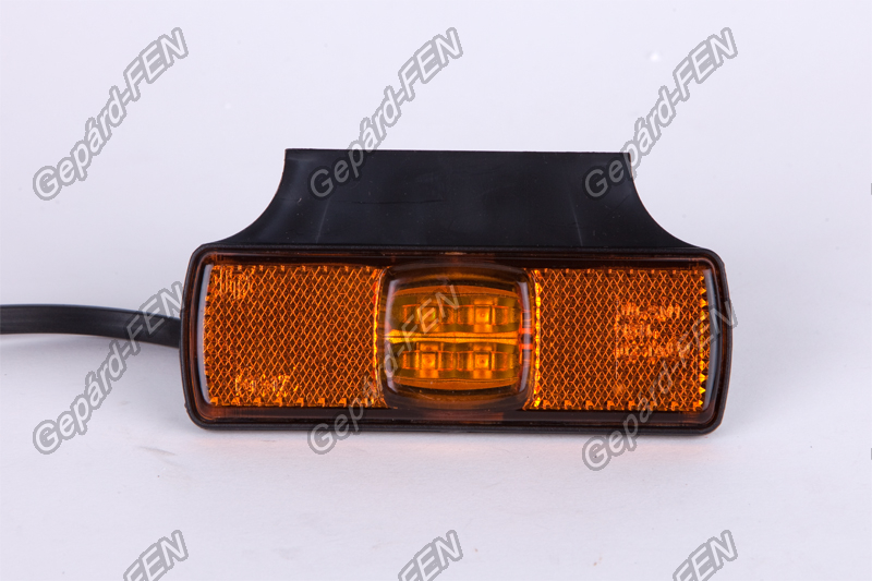 Szélességjelzõ 12-24V téglalap alakú sárga középen 4 LED-es +tartó 102mm x 52mm (FT-17Z+K LED)