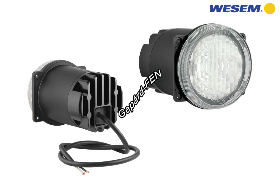 CRC1.48101. Nappali menetfény  LED-s pici kerek 80mm átmérõ, (4HM pici kerek legújabb változa) 12-24V 0,5m,-es vezetékkel. Munkalámpaként is alkalmazható.Köténylemezre, sík felületre 4 füllel szerelhetõ.Teljes méret: 80x102mm.
